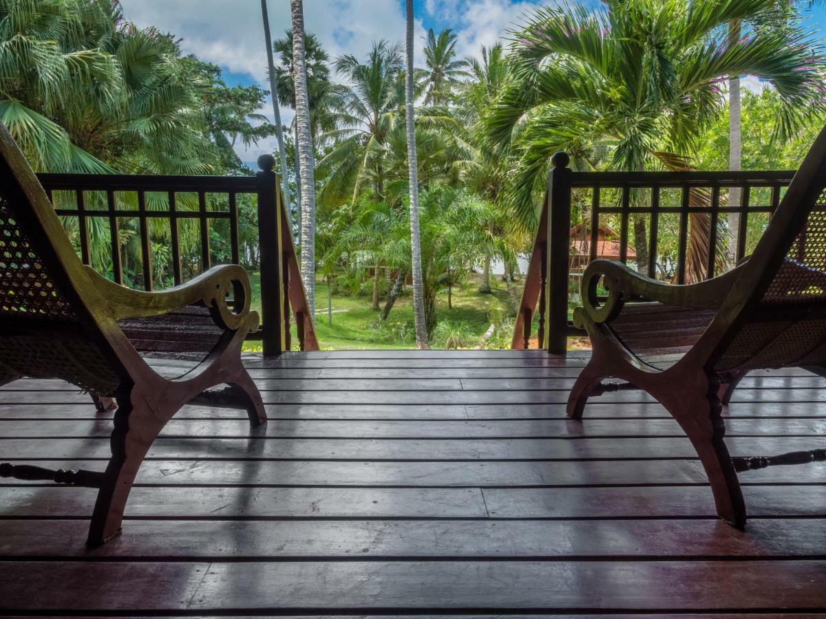 Baan Mai Beachfront Lone Island Phuket Eksteriør billede