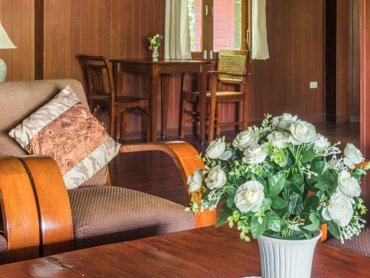 Baan Mai Beachfront Lone Island Phuket Eksteriør billede