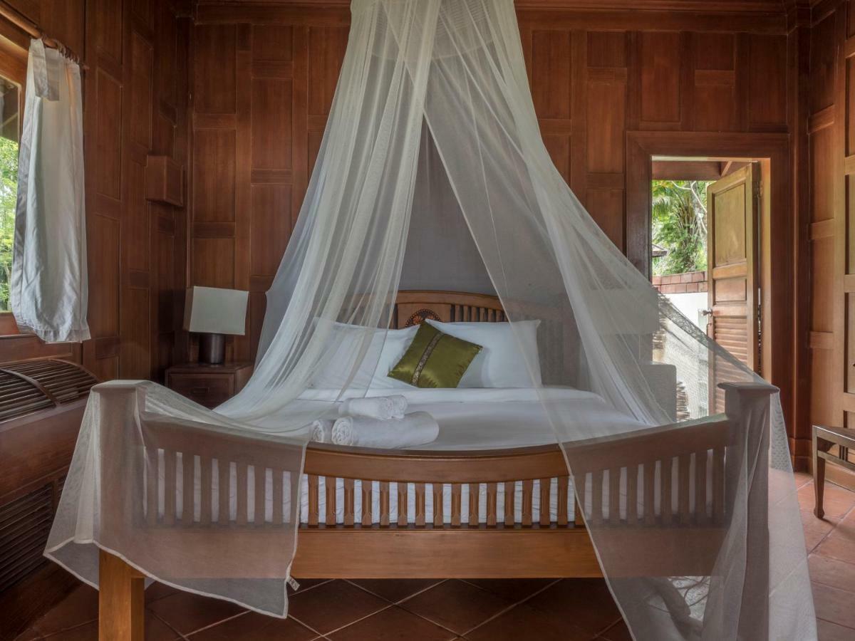 Baan Mai Beachfront Lone Island Phuket Eksteriør billede