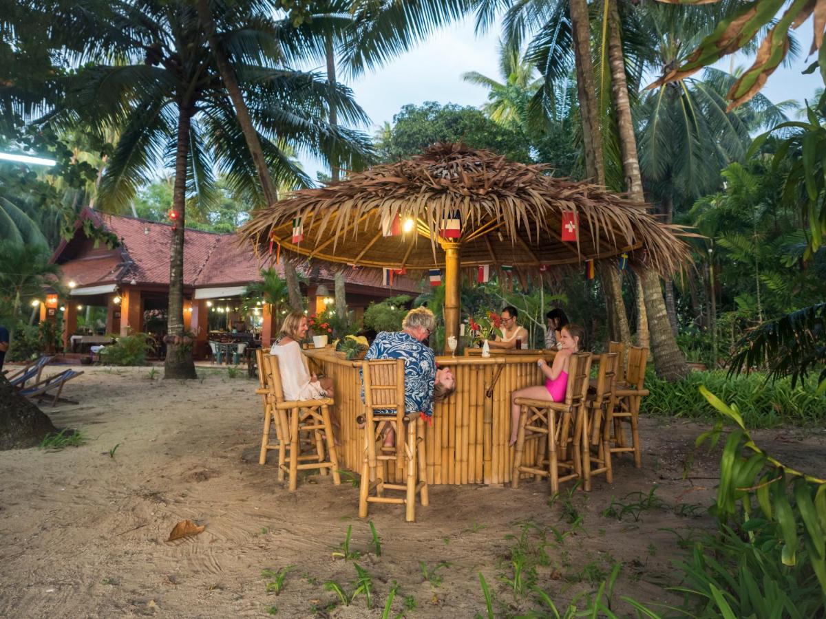 Baan Mai Beachfront Lone Island Phuket Eksteriør billede